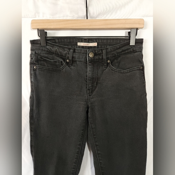 Levi's 711 Skinny Women's Jeans, size 27 - Picture 8 of 12